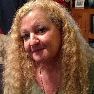 Meet your Posher, Gretchen